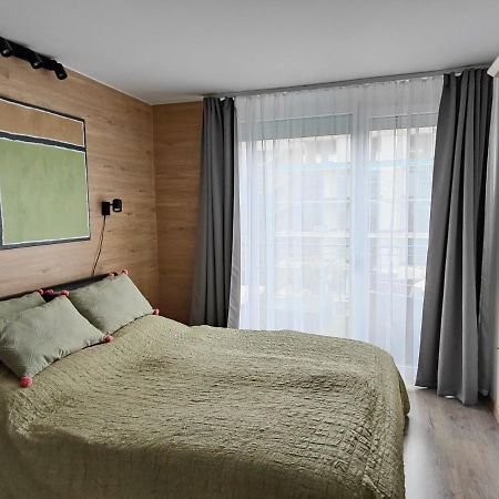 Beachfront Paradise Ezuest Panorama Lakeview Apartment With Panoramic Terrace 시오포크 외부 사진